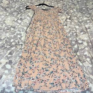 Light pink short sleeve / off shoulder floral maxi